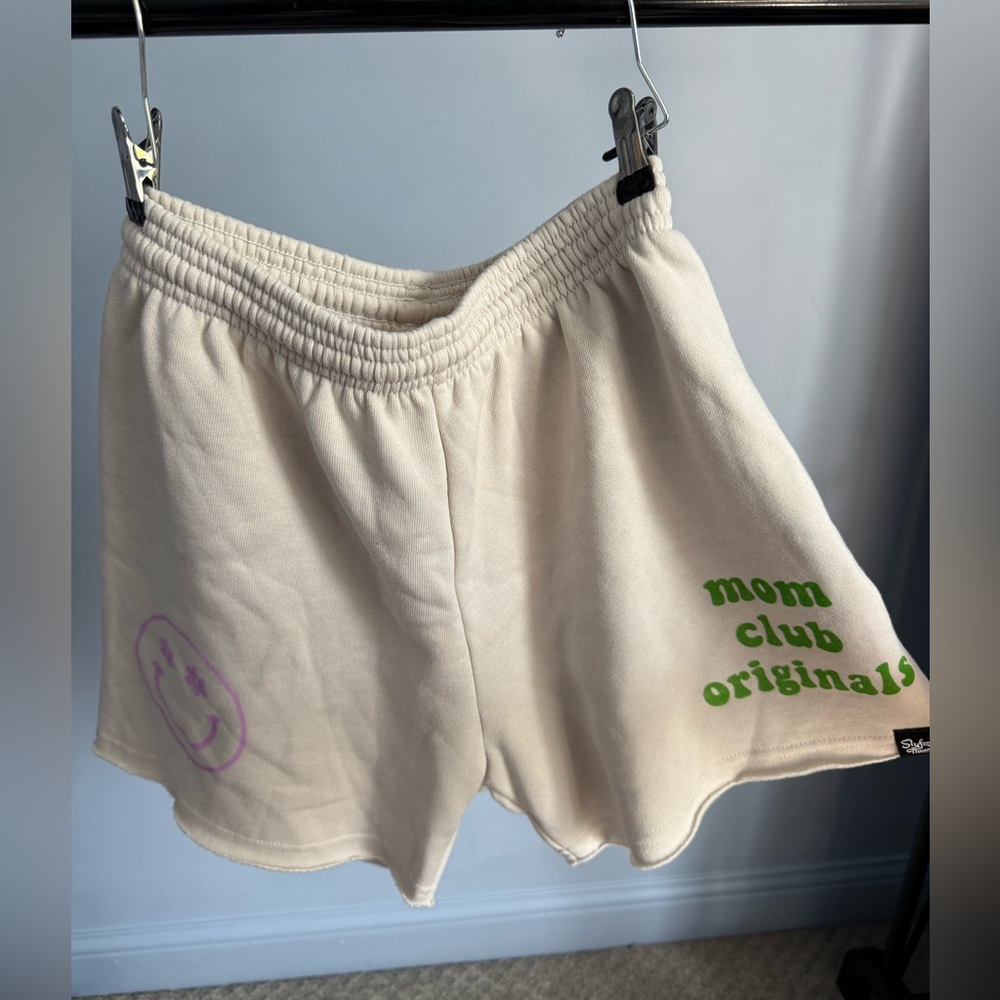 Slyfox Threads Mom Club Originals Cream Sweatshirt Shorts with Green Logo